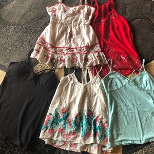 Bundle of 5 medium tank tops